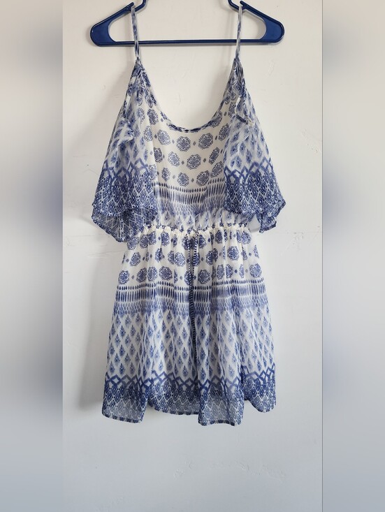 Hollister Dresses & Skirts - Hollister Light Blue and White Summer Dress
